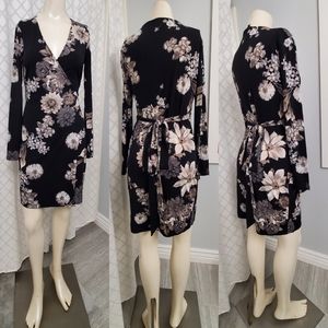 Floral print wrap around dress
